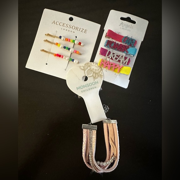 Accessories bundle ( Hair accessories & bracelet) 
Accessorize Angels & Monsoon - Picture 9 of 9